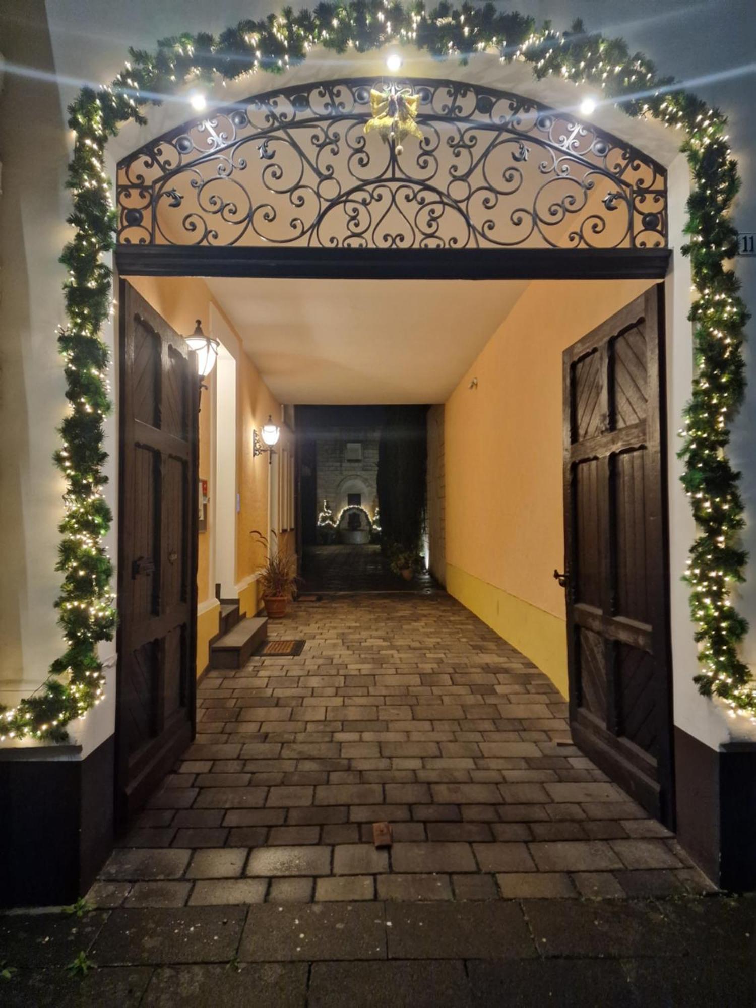 Arkadenschloesschen Bonn Apartment Exterior foto